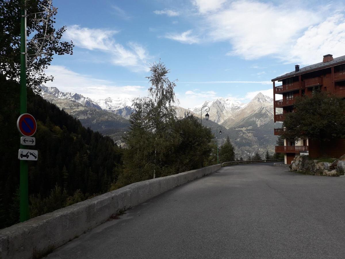 Magnifique Studio Au Pied Du Telecabine D'Arrondaz Et Des Pistes De Ski Modane Exteriér fotografie